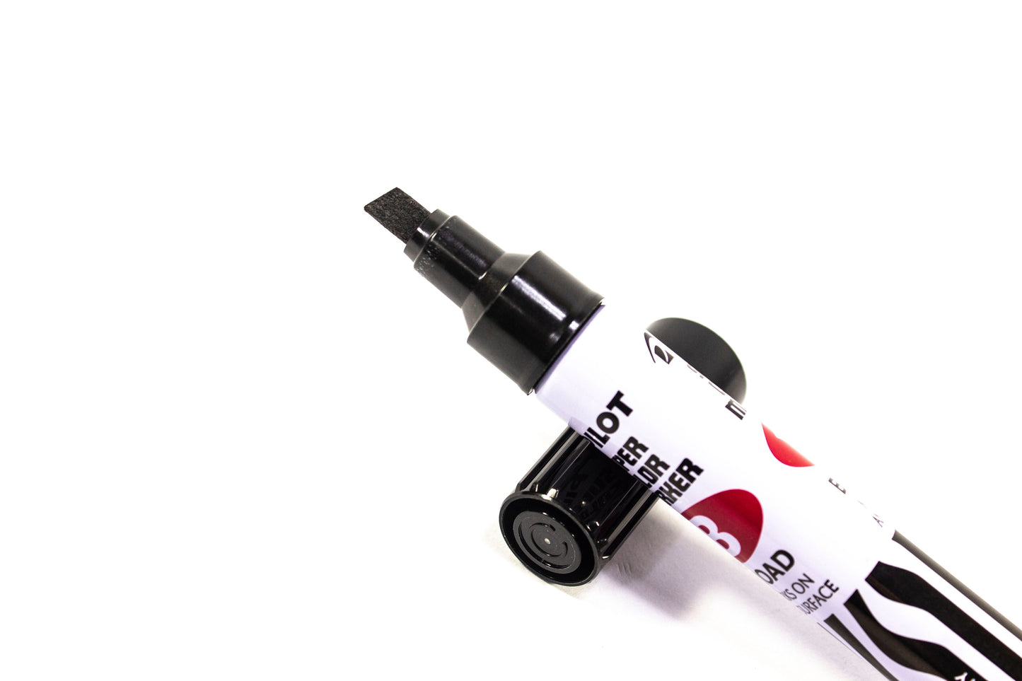 Pilot Permanent Marker Broad | Sold by 12s